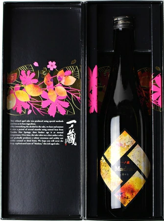 선물사케】이치노쿠라 카온 장기숙성 사케 마데나 720ml <br><small>一ノ蔵、加温・長期熟成清酒　Madena (までな)　720ml </small>